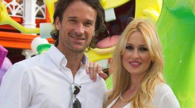 Carlos Moyá y Carolina Cerezuela reaparecen tras convertirse en padres por tercera vez