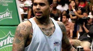 Chris Brown y Justin Bieber disputan una competición de baloncesto en Los Angeles