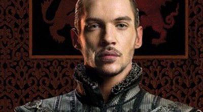 El actor de 'Los Tudor' Jonathan Rhys Meyers se compromete con su novia Mara Lane