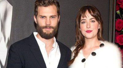 Jamie Dornan, Dakota Johnson y sus 'Cincuenta sombras de Grey' empiezan a pisar las alfombras rojas
