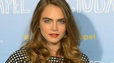 Cara Delevingne aplaude los 'pies retrovisor' de la Alcaldesa de Jerez: "Me siento identificada con Mamen Sánchez"