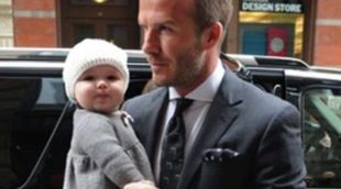 Harper Seven, Bradley Cooper y Ashley Greene visitan la Semana de la Moda de Nueva York