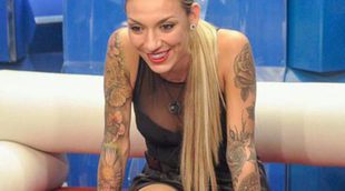 Con trenzas y muy tatuada: el nuevo y espectacular desnudo de Paula ('GH 15')