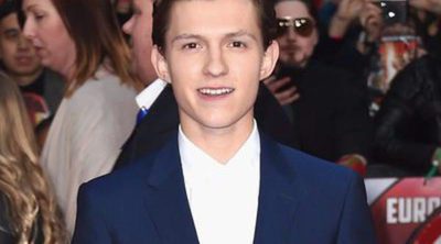 Tom Holland publica su primera foto convertido en Spiderman desde el set de rodaje