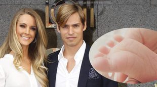 Carlos Baute y Astrid Klisans presentan a su hijo Markuss
