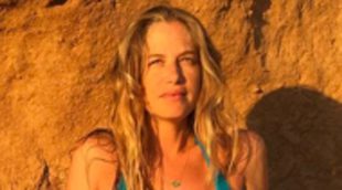 Martina Klein luce embarazo en bikini