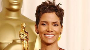 Halle Berry presume de cuerpazo posando en la playa
