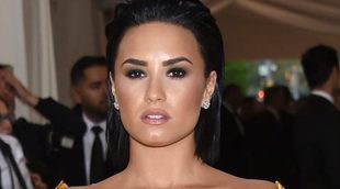 Demi Lovato presume de nuevo tatuaje: 2 rosas estrelazadas con la palabra 'Stay'