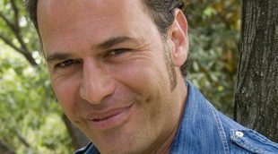 Carlos Lozano, ingresado de urgencia por una hernia inguinal