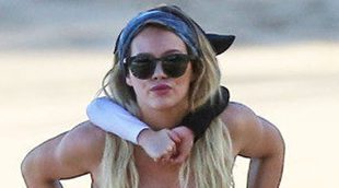 Hilary Duff y su hijo Luca disfrutan de la Navidad en Hawaii