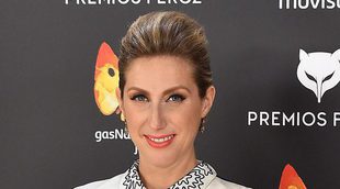 ¡Cecilia Freire luce embarazo en la red carpet!