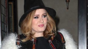 Adele triunfa como madre con su hijo de cuatro años
