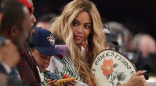Beyoncé vuelve a posar embarazada