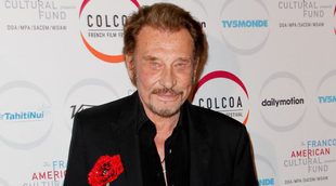 Johnny Hallyday cuenta que padece cáncer