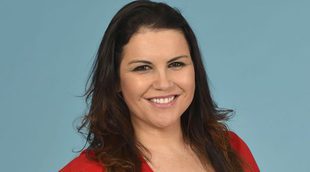 Katia Aveiro, denunciada por no pagar la comunidad