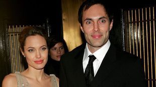 Angelina Jolie despide a su hermano: deja de ser su 'niñero'