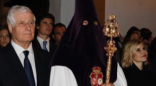La Familia Alba abre el Palacio de Dueñas por la avalancha en la Madrugá