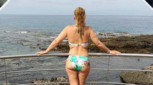 Belén Esteban pasea palmito por Tenerife
