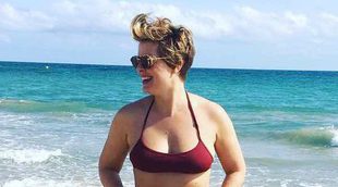 ¡Tania Llasera presume de embarazo en la playa!