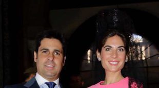 Fran Rivera y Lourdes Montes juran bandera en Sevilla