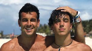Los hermanos Casas lucen palmito en las playas de México