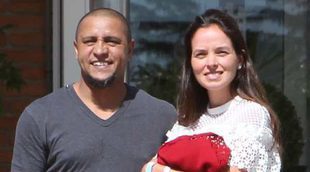 Roberto Carlos presenta a su noveno hijo