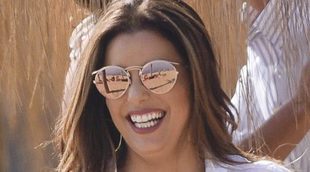 Longoria y su sospechosa barriga en la playa, ¿embarazada?