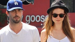 Behati Prinsloo celebra su tercer aniversario con Adam Levine