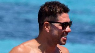Simeone y Carla Pereyra, primeras vacaciones con Francesca