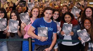 El libro de Brooklyn Beckham, todo un éxito entre los jóvenes
