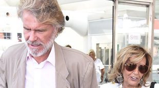 María Teresa Campos y Bigote Arrocet, felices tras sus vacaciones en Málaga