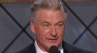 Alec Baldwin dedica su premio Emmy a Donald Trump