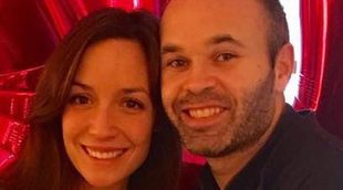 Andrés Iniesta presume de familia y felicidad