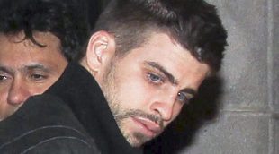 Piqué acaba con los rumores de crisis con Shakira yendo a uno de sus ensayos