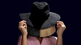 Sia cuelga una fotografía desnuda en internet para que un paparazzi no la venda