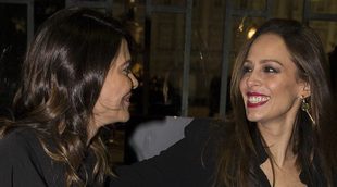 María José y Eva disfrutan juntas de la música de Pastora Soler