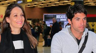 Eva y Cayetano aterrizan desde México tras un viaje exprés