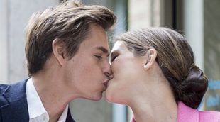 Carlos Baute y Astrid Klisans presentan a su hija