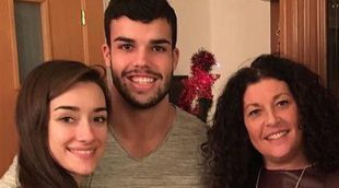Adara y la madre de Pol se enzarzan en una discusión