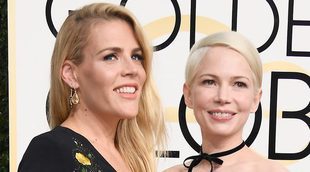 Michelle Williams, arropada por Busy Phillips en su peor momento