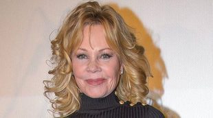Melanie Griffith muestra la cicatriz de su operación de cáncer