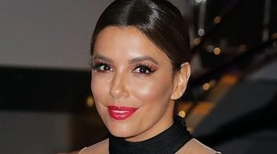 Eva Longoria luce embarazo así de feliz