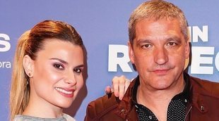 Gustavo González y María Lapiedra, todo amor en su primer posado oficial