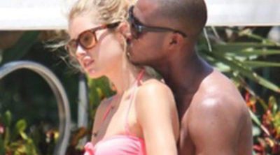 Doutzen Kroes y Sunnery James disfrutan de unas vacaciones familiares con su hijo Phyllon en Miami