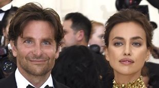¡Por fin posan Irina y Bradley juntos!