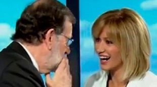 Rajoy, 'pillado' mientras felicita a Susanna por su adopción