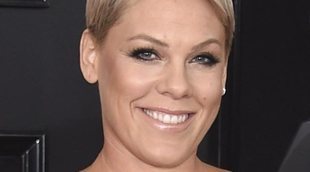 Pink responde a un 'hater' que se ríe de su edad