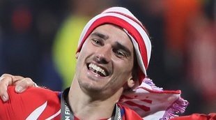 Griezmann celebra la victoria del Atleti mientras su continuidad peligra