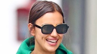 Irina y su lado más maternal paseando con su hija Lea