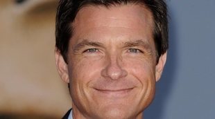 Jason Bateman es criticado por defender a Jeffrey Tambor
